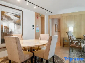 Rooftop Jacuzzi Penthouse at Savoy Insular