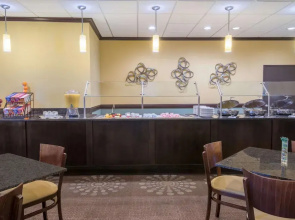 Wyndham Garden Oklahoma City Conference Ctr/Airpt/Bricktown