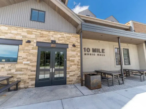 Mountain Side Condominiums 152, Building H