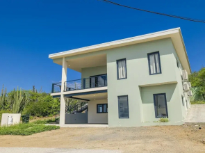 Brand NEW 2br2ba Sunset Ocean Views Balcony