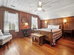 Eclectic Creek Front Retreat 8 Bedroom Home by Peace Vacations