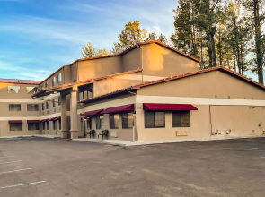 Comfort Inn & Suites Midtown