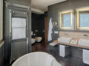 NH Collection Milano President