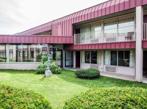 Red Roof Inn Reading