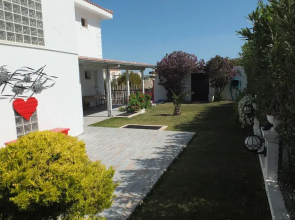 Lapis Port Surf Hotel