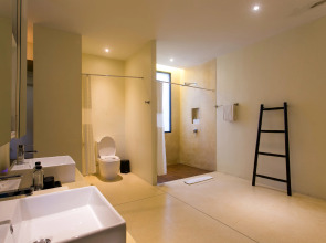 The Anda Mani Khaolak Beachfront Villas