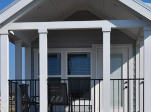 Bayfront Resort at Cross View