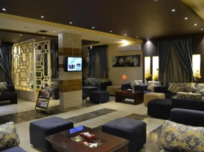 Al Bustan Crown Hotel 2