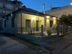 Όμορφη μονοκατοικία με 2 υπνοδωμάτια και τζάκι