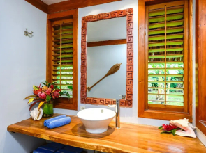 Te Nunoa Private Garden Bungalow