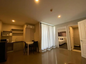 RQ Bangkok Sukhumvit 107 by Collection O