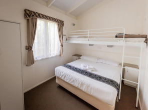 Eildon Riverside Holiday Park