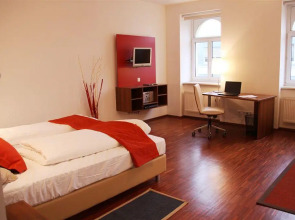 Modern City Apartment Near Central Park