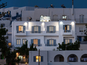 Iris Hotel