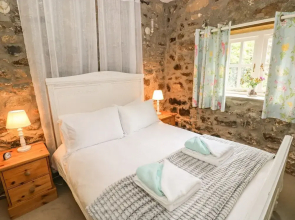 4 Rogeston Cottages