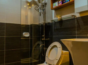 Yong's Place at Goshen - The Courtyard