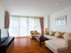 Baan Sanpleon Beachfront Condominium