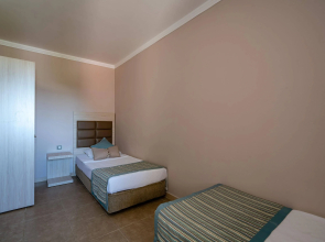 Palmeras Beach Hotel