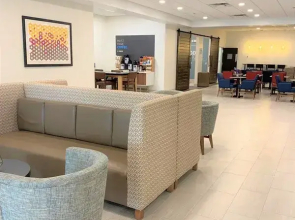 Quality Inn Hotel