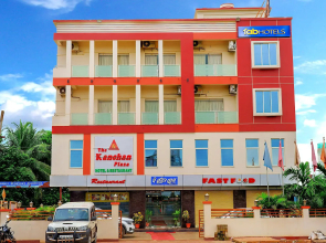 Fabhotel Kanchan Plaza