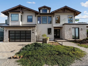 Ocean Whispers 4 Bedroom Home