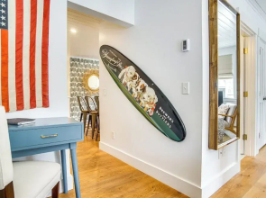 Airy Nantucket Escape in Historic Downtown!