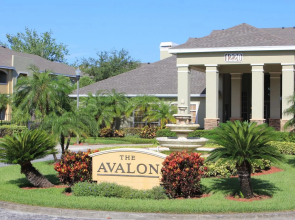 Exquisite Avalon Clearwater Condo,Minutes To Beach