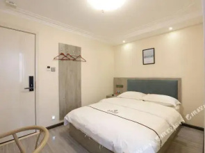 Zheya Business Hotel