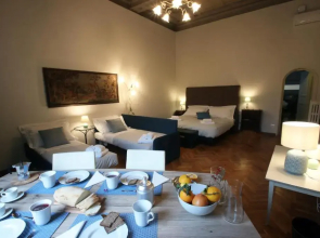 Corsini Tintori Guest House