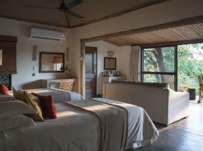 Mashatu Lodge - Mashatu Game Reserve