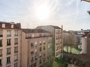 Bright And Spacious Studio Near la Défense