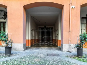 ALTIDO Colorful Studio for 2 close to Sforzesco Castle