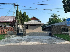 Channes Guest House Syariah By Zuzu