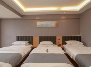 Pu'er Wanlin Theme Hotel