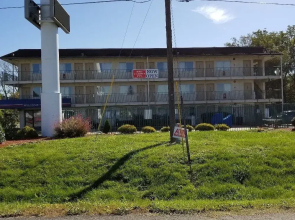 Red Carpet Inn Jeffersonville