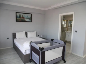 Edda Otel Suit