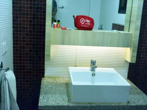 OYO 464 Hotel Lotus Palace