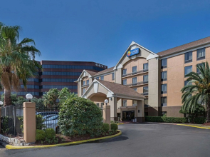 Comfort Inn & Suites Southwest Fwy at Westpark