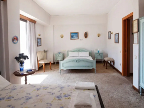 Private comfortable room for 4