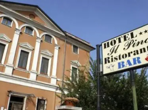 Hotel Il Pino