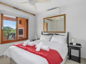 San Lameer Villa Rentals 10413