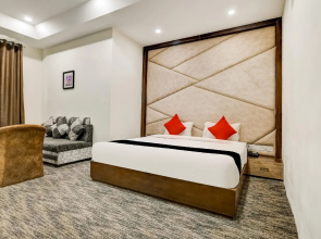 OYO 27837 Anandam Club And Resort