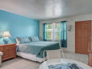 Paradise Inn of Naples