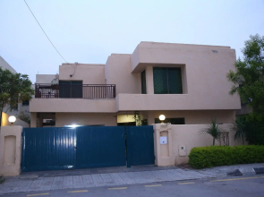 Safari Club 2 Bahria Town