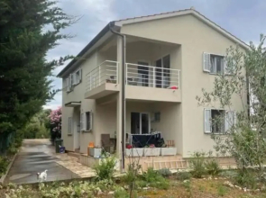 Family House Kurtin by Brankica