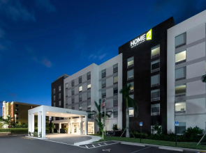 Home2 Suites by Hilton Ft. Lauderdale Airport-Cruise Port