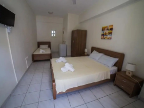 Koutrakis Rooms
