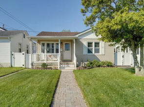 North Wildwood Vacation Rental: 4 Blocks to Beach
