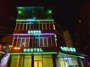 Green Hostel And Tours
