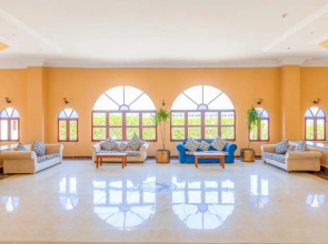 Protels Beach Club  SPA